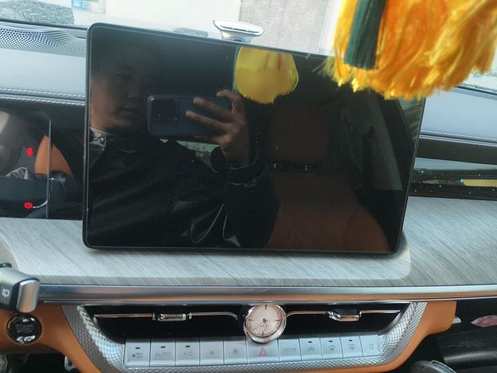 500 EV 2024 Hi4-T photo 5