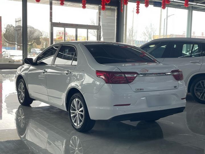 Vision 2020 Facelift 1.5L MT photo 4