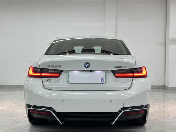 i3 2023 eDrive 40 L M Night Package photo 5
