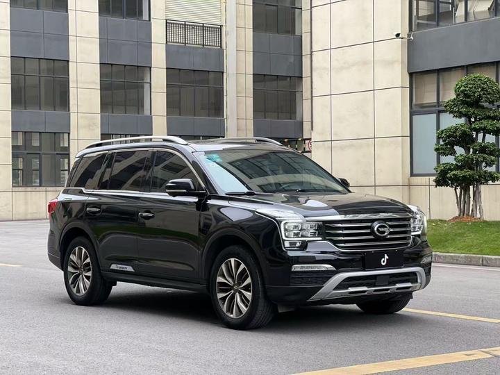 GAC Trumpchi GS8 2017 320T RWD Luxury Connected 7-Seater photo 3