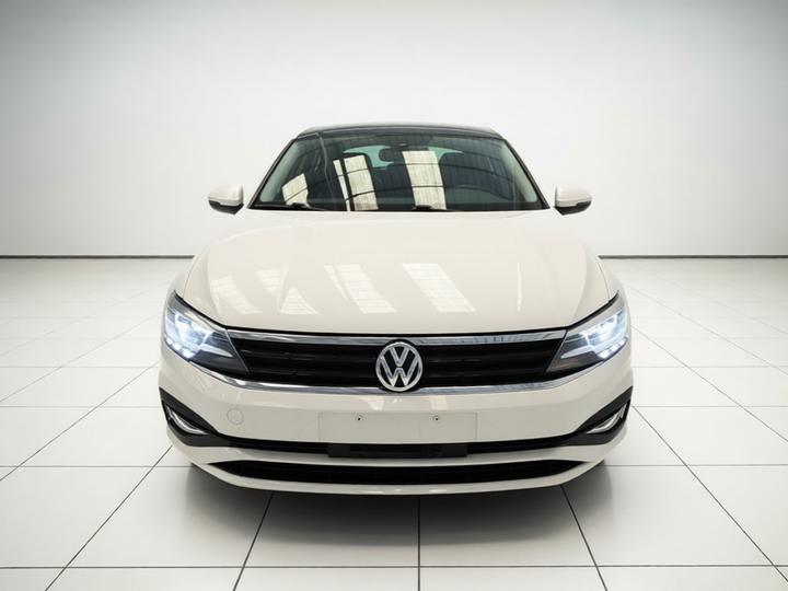 Lamando 2021 230TSI DSG photo 2