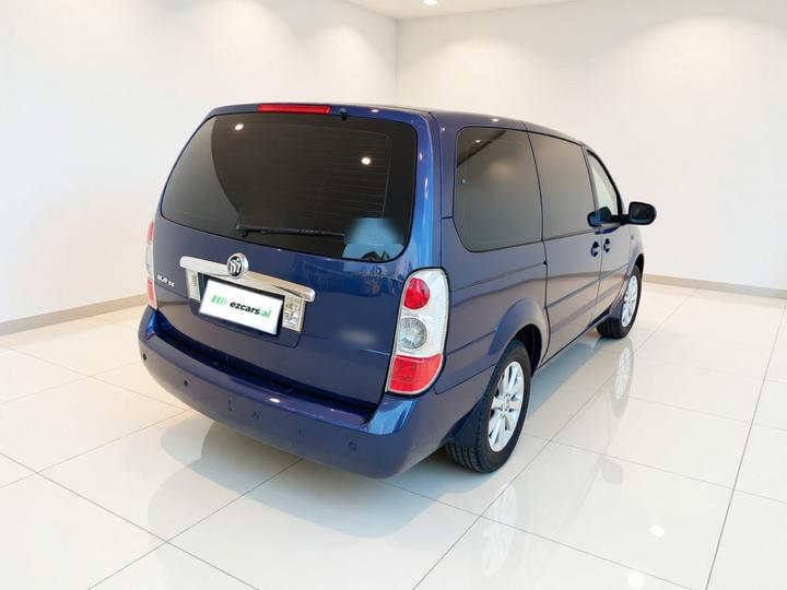 GL8 2014 2.4L Comfort photo 6