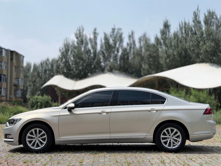 Magotan 2017 280TSI DSG Comfort photo 3