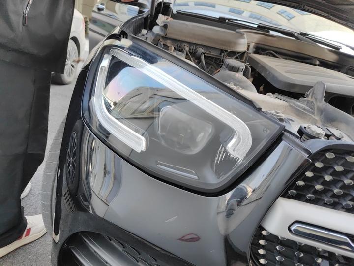 GLC 2020 GLC 300 L 4MATIC Luxury photo 7