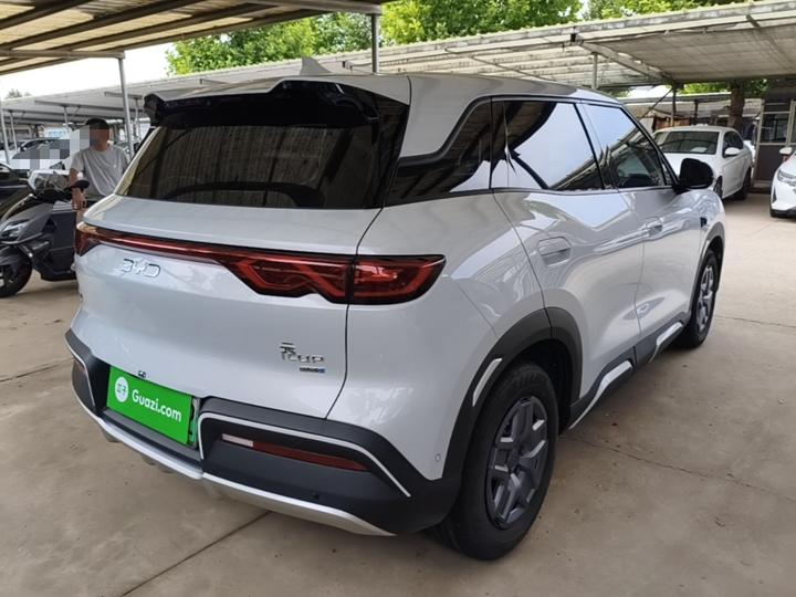 Yuan UP 2025 ADAS 401KM photo 4