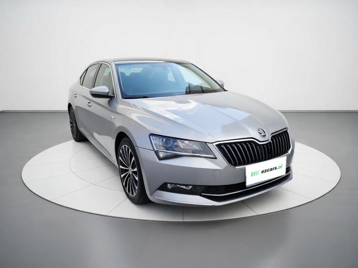 Superb 2018 TSI330 DSG Comfort China V photo 3
