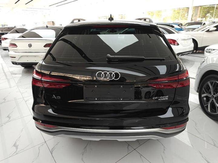 A6 Imported 2022 allroad quattro Explorer 55 TFSI Exclusive Off-road photo 5