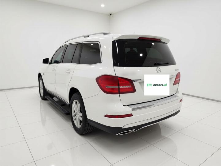 GLS 2018 Facelift GLS 320 4MATIC photo 4