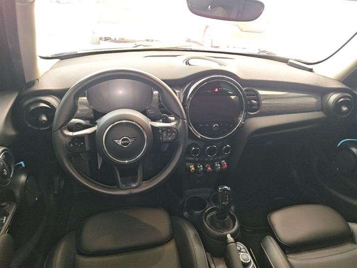 2022 Facelift 2.0T COOPER S Classic 5-Door photo 5