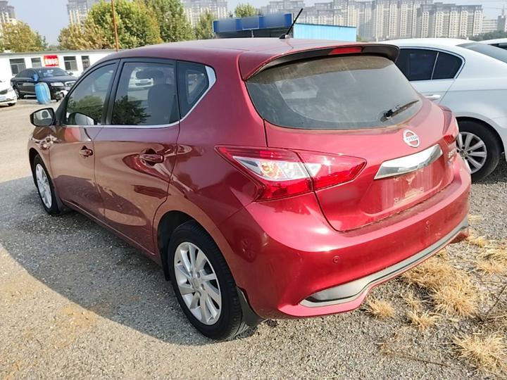 Tiida 2016 1.6L CVT photo 4