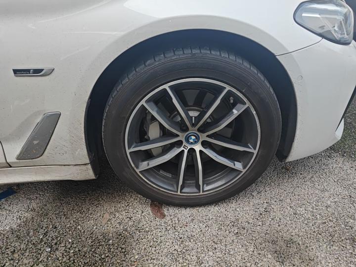 5 Series EV 2022 Facelift 535Le M Sport Package photo 8