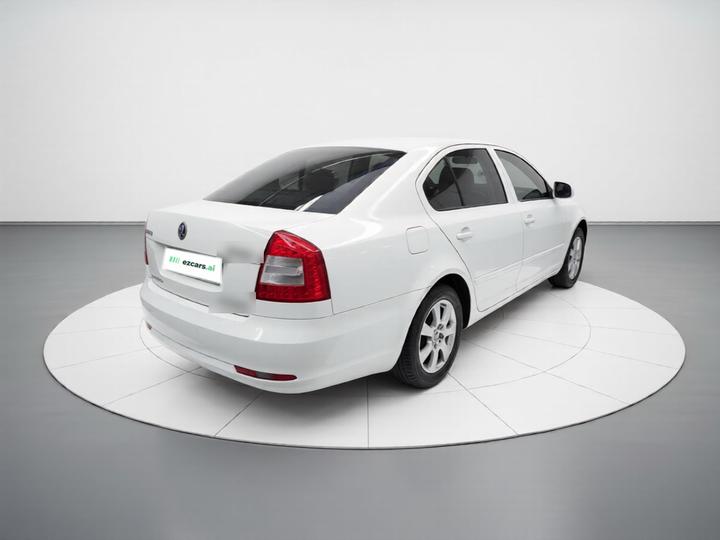 Octavia 2014 1.6L AT photo 4