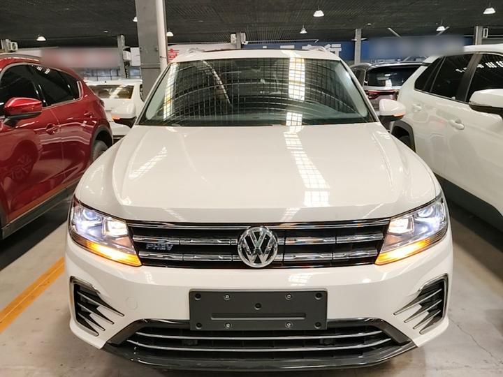 Tiguan L EV 2020 430PHEV PHEV Premium photo 2