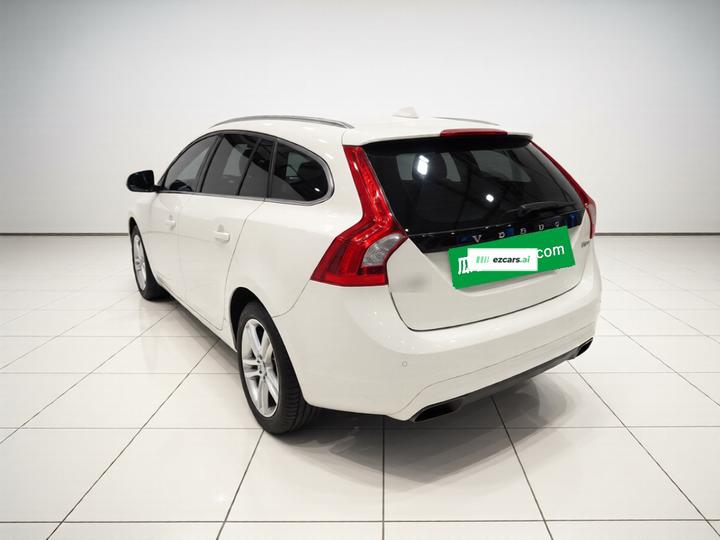 V60 2015 T5 photo 4