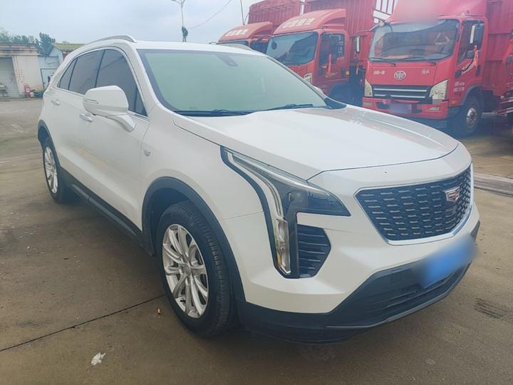 XT4 2018 28T RWD Tech photo 3