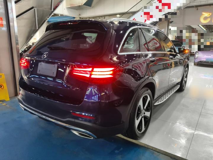 GLC 2018 GLC 260 4MATIC Luxury photo 4