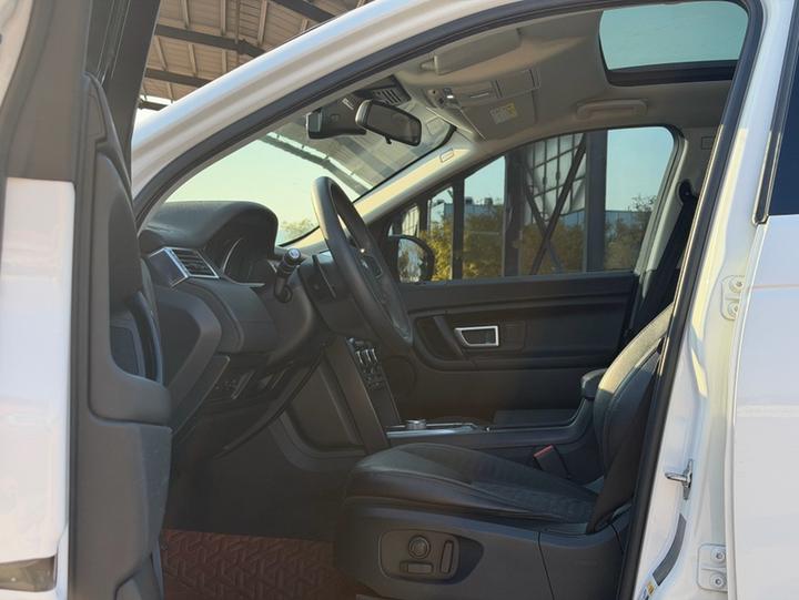Discovery Sport 2016 2.0T S photo 8