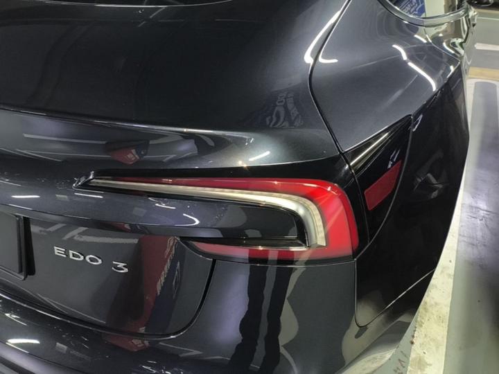 Model 3 2023 Long Range AWD photo 7