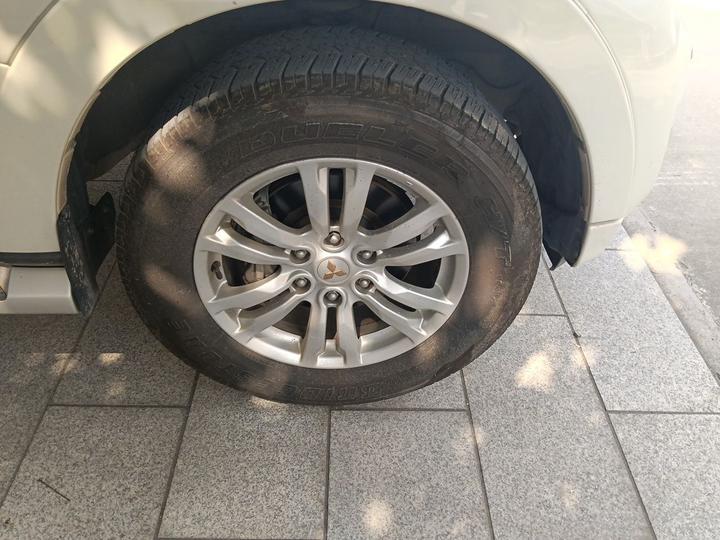 Pajero Imported 2012 3.8L Flagship photo 8