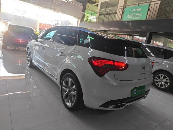 5 2015 1.6T Luxury THP160 photo 4