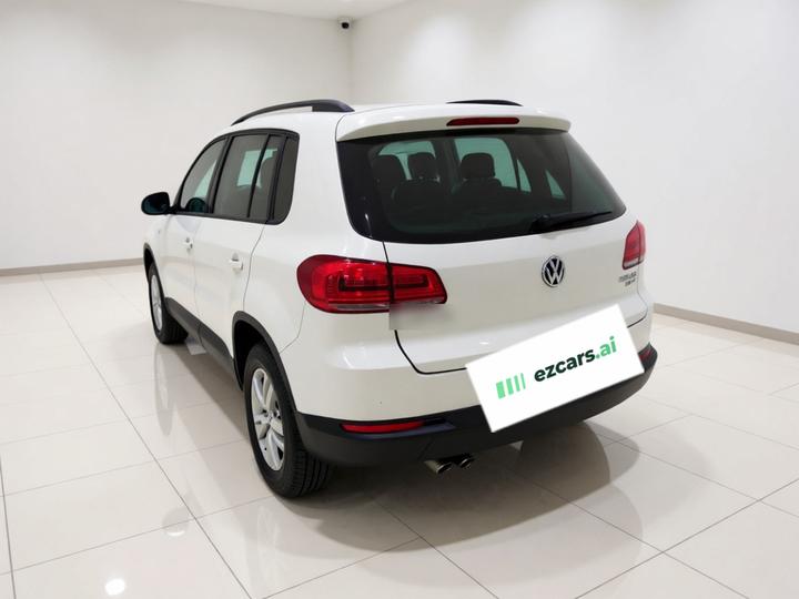 Tiguan 2016 300TSI AT RWD photo 4