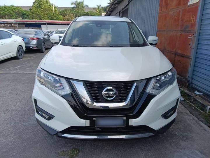 X-Trail 2019 2.0L CVT Comfort 2WD photo 2