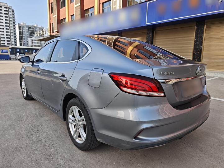 MG6 2017 20T AT Elite Connected China V photo 4