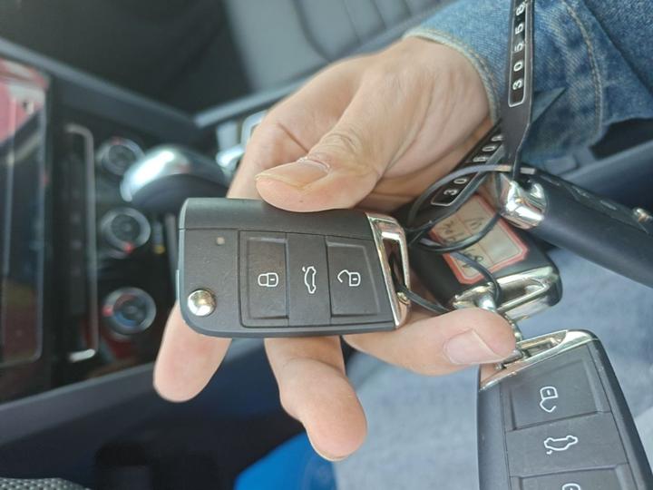 Magotan 2025 280TSI DSG Comfort photo 8