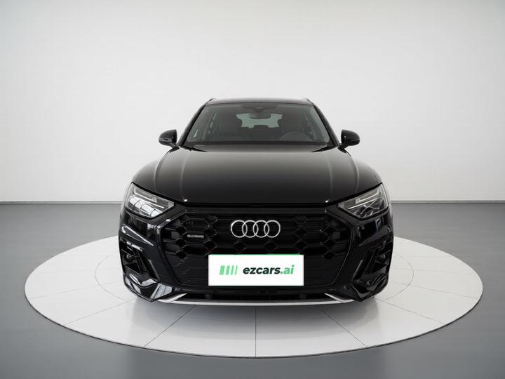 Q5L 2025 45 Collection 40 TFSI Luxury Dynamic photo 2