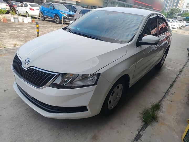Rapid 2018 1.4L MT Standard
