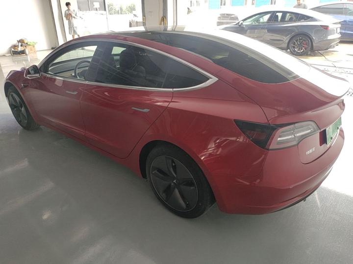 Model 3 2019 Standard Range RWD Upgraded photo 4