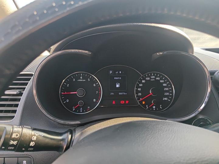 K3 2017 1.6L AT 15 Special GLS photo 8