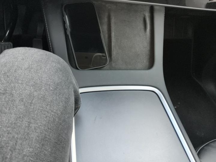 Model Y 2022 Facelift Long Range AWD photo 5