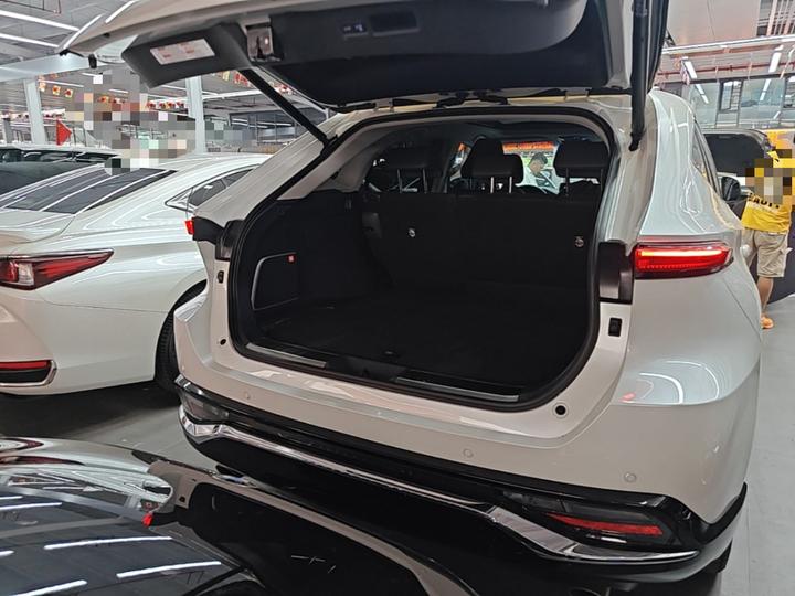 2022 2.0L CVT AWD Supreme photo 8
