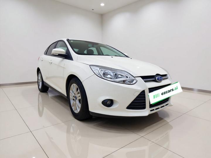 Focus 2012 Sedan 1.6L AT Comfort photo 3