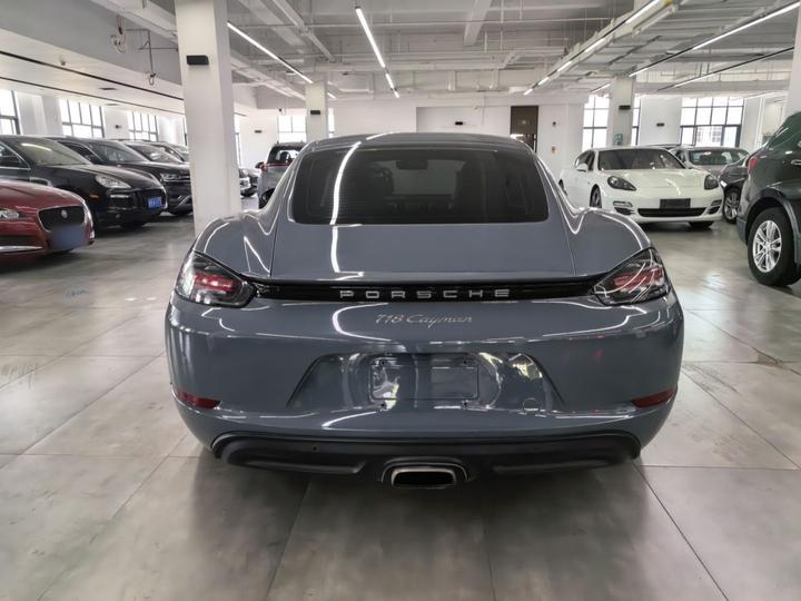 718 2018 Cayman 2.0T photo 3