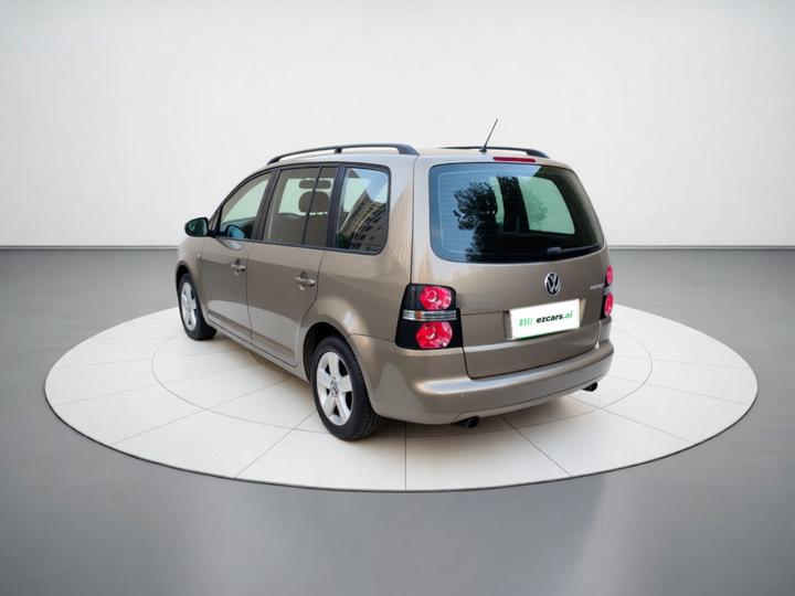 2015 1.4T MT Fashion 5-Seater photo 4