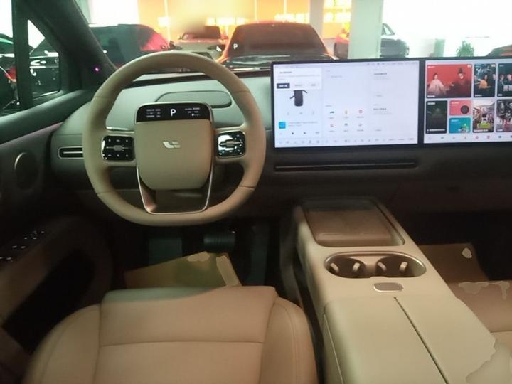 Li Auto i6 2025 RWD Standard photo 2