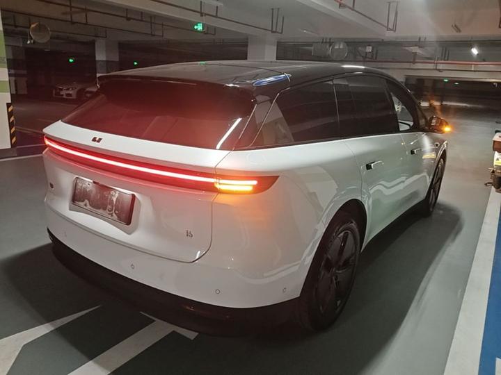 Li Auto i6 2025 RWD Standard photo 4