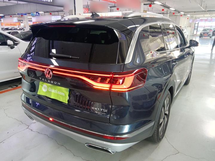 2021 380TSI AWD Luxury Pro photo 4