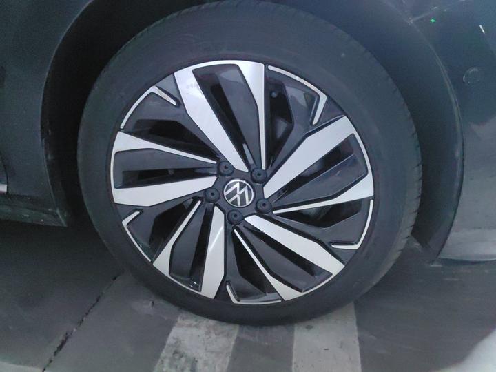Passat 2022 380TSI Luxury photo 8