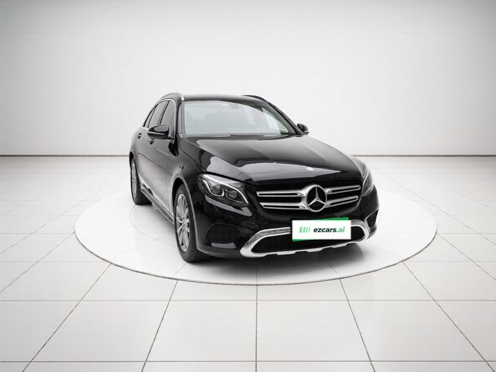 GLC 2016 GLC 200 4MATIC photo 2