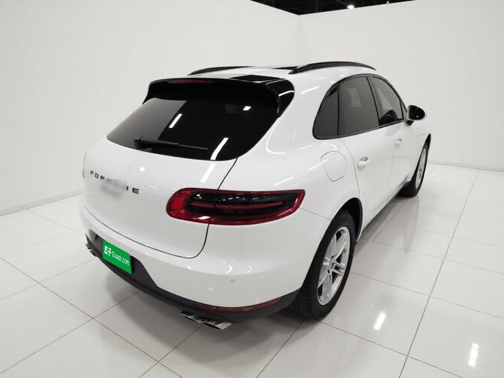 2016 Macan S 3.0T photo 4