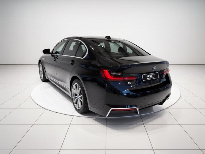 i3 2022 eDrive 35 L photo 4