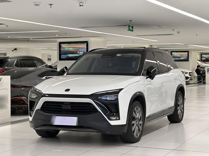ES8 2018 355KM 7-Seater