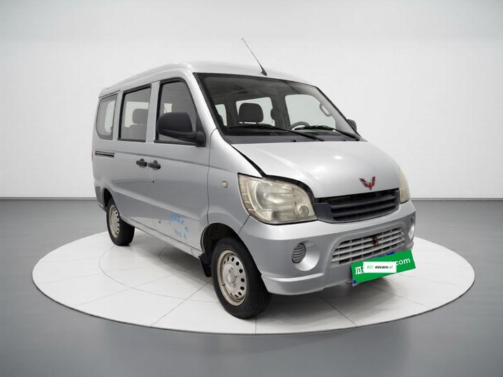 Wuling Zhiguang 2013 1.0L photo 3