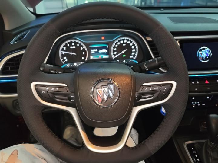 Excelle 2021 Facelift Classic 1.5L AT Elite photo 6