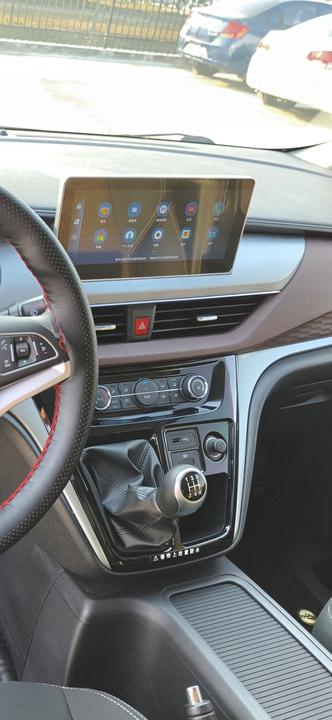 Refine M3 2023 PLUS 1.5T 9-Seater Connected photo 4