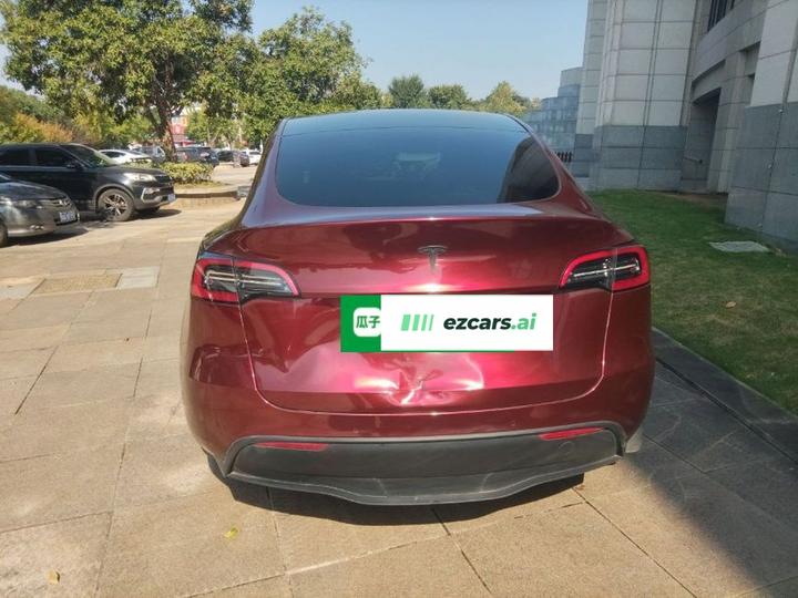 Model Y 2022 RWD photo 5