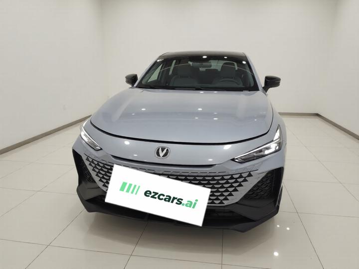 UNI-V 2022 2.0T photo 2